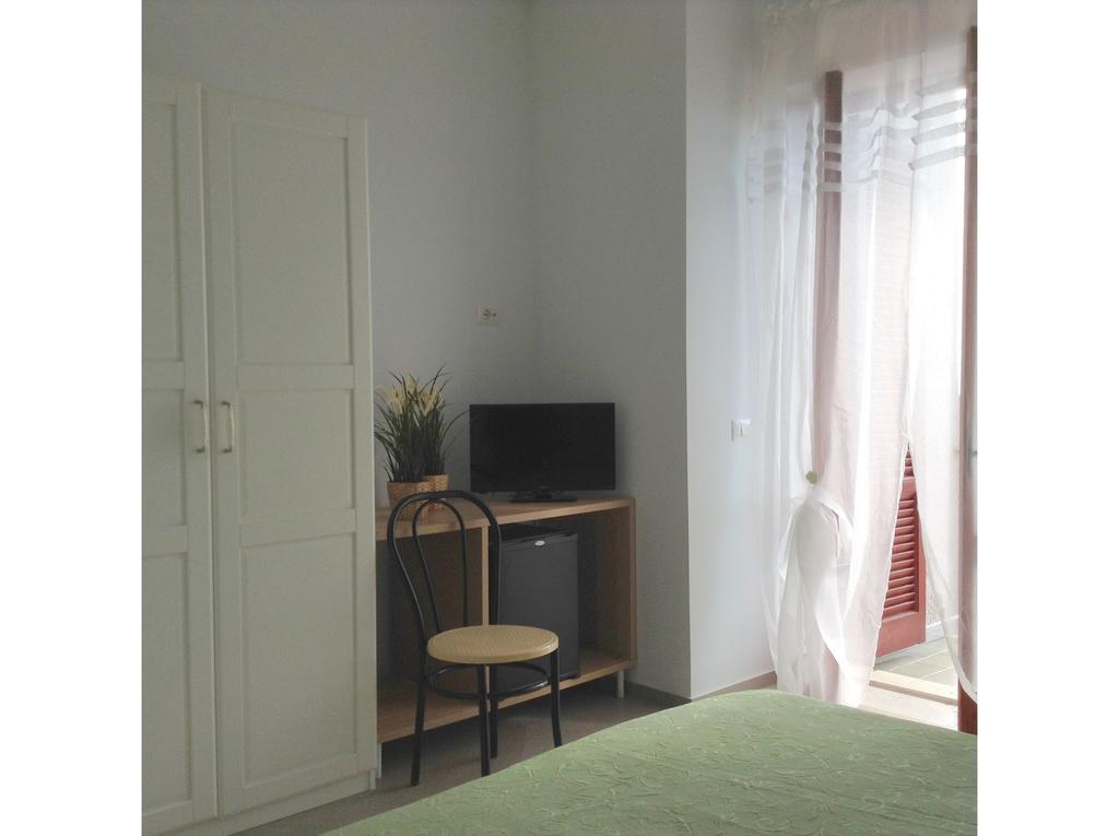 Hotel Santa Rosalia Marina di Camerota Bagian luar foto