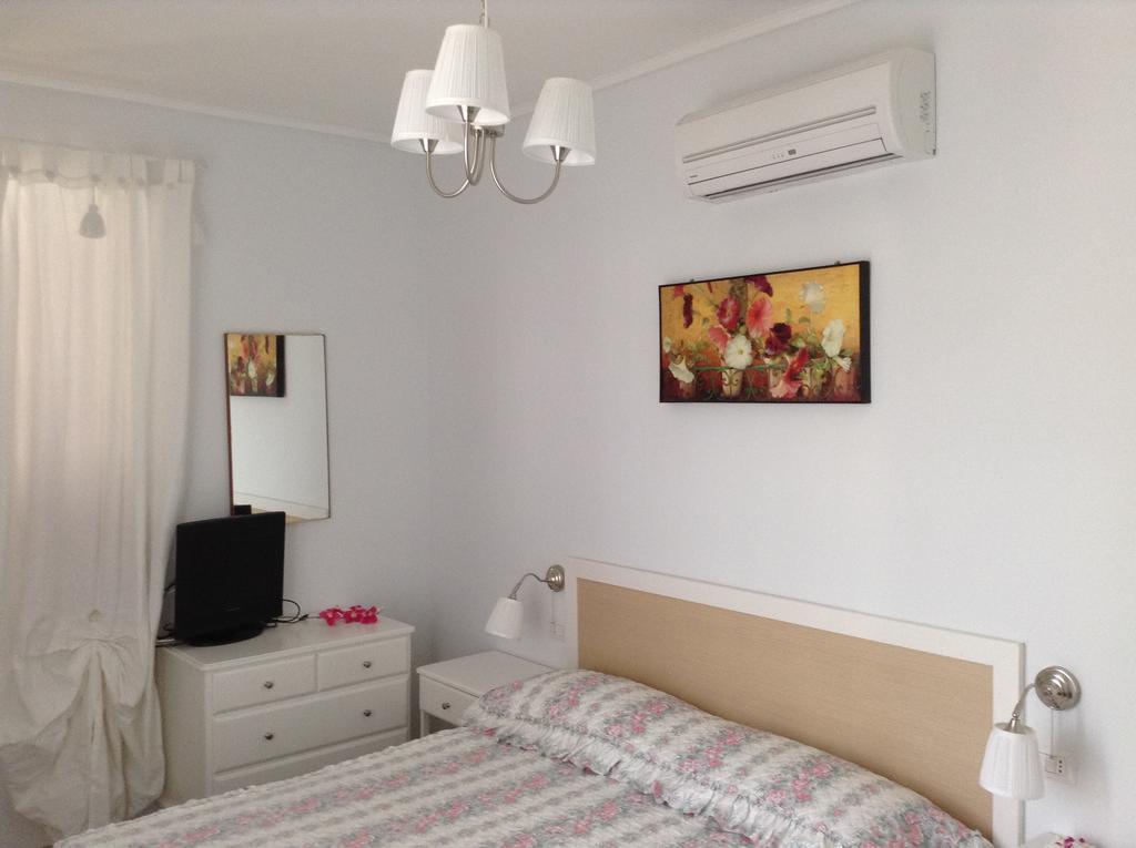 Hotel Santa Rosalia Marina di Camerota Ruang foto