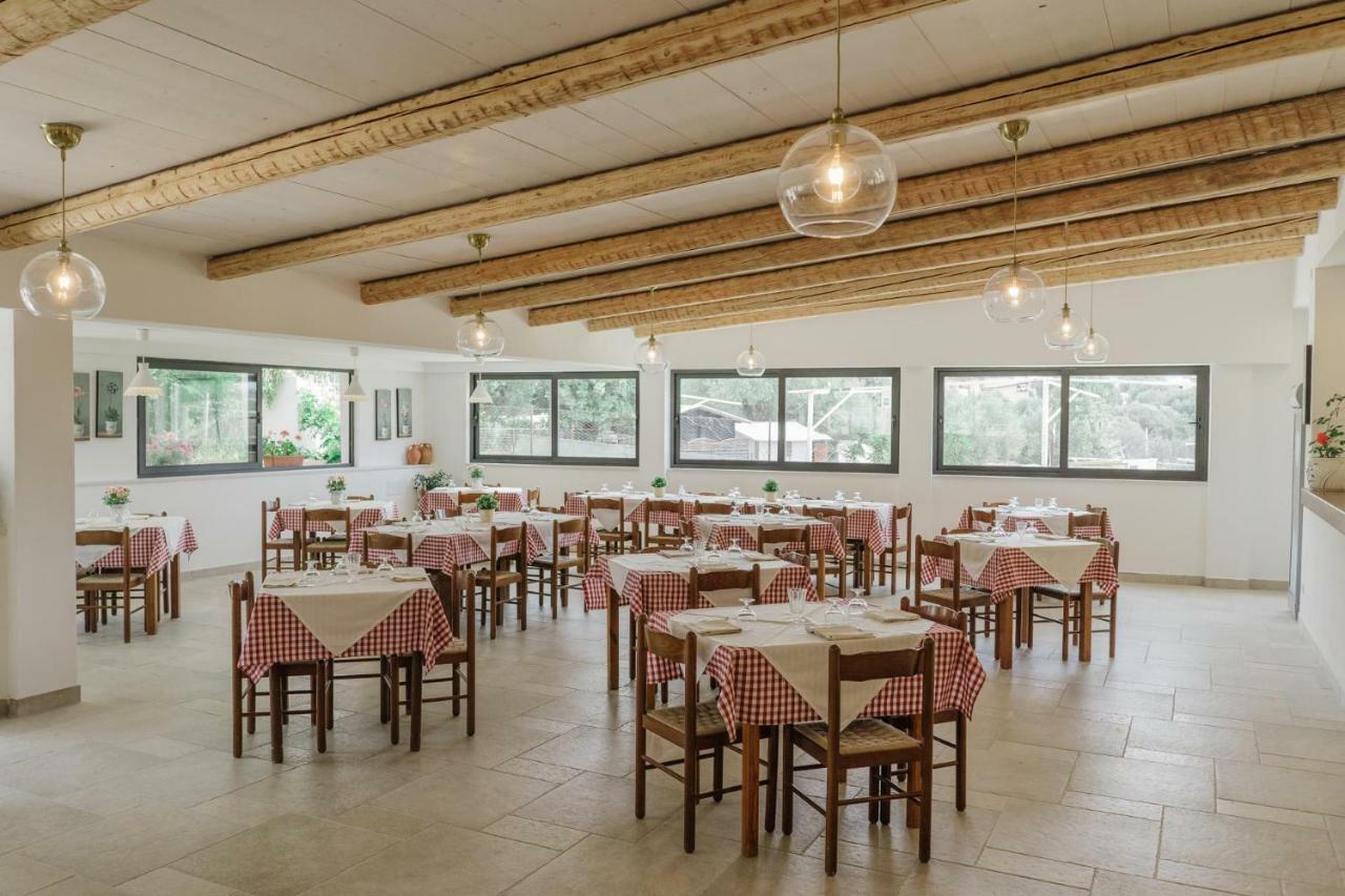 Hotel Santa Rosalia Marina di Camerota Bagian luar foto